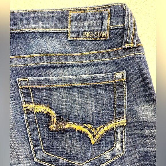 Big Star 28x32 Maddie Bootcut Mid Rise Stretch Women’s Jeans EUC - Picture 9 of 12